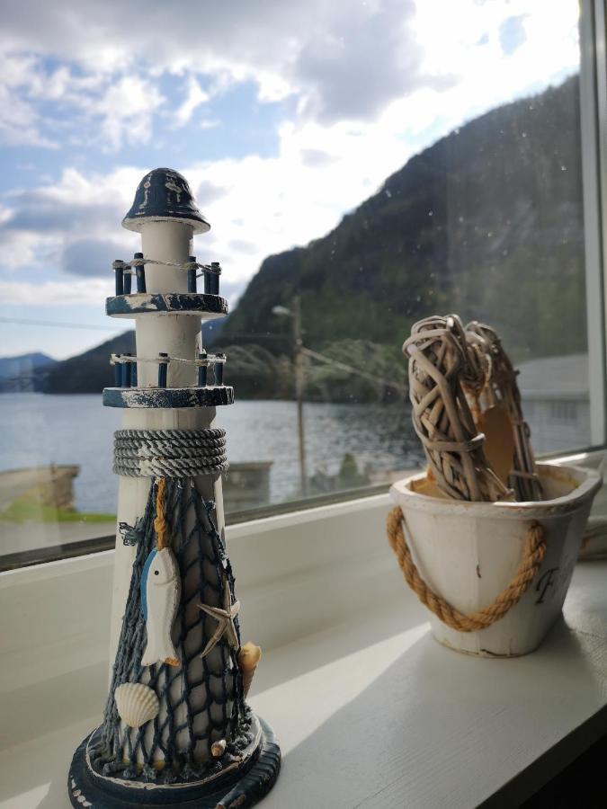 Old School Pa Eidslandet - Exclusive Apartment Exterior photo